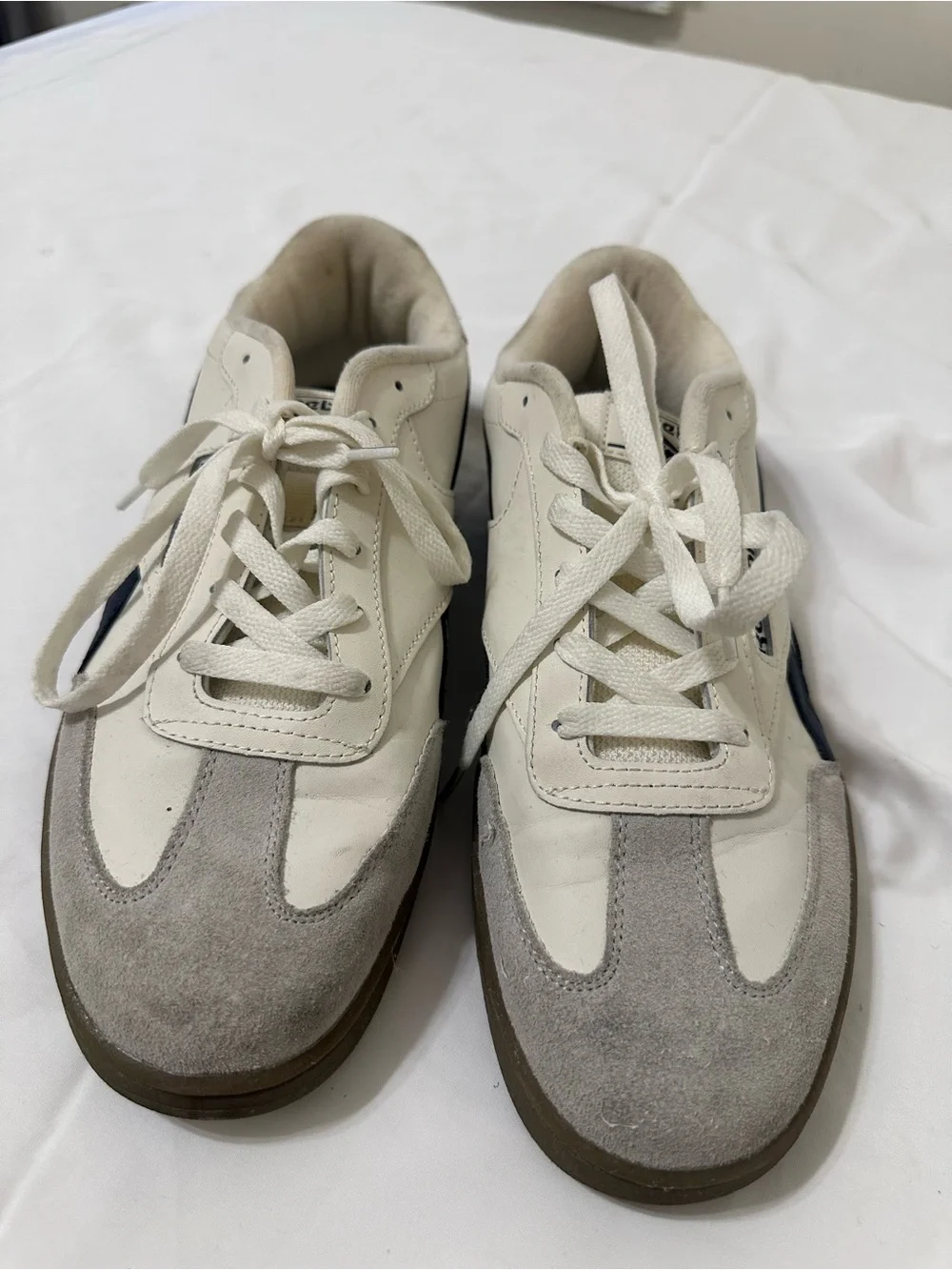 Reebok classic low